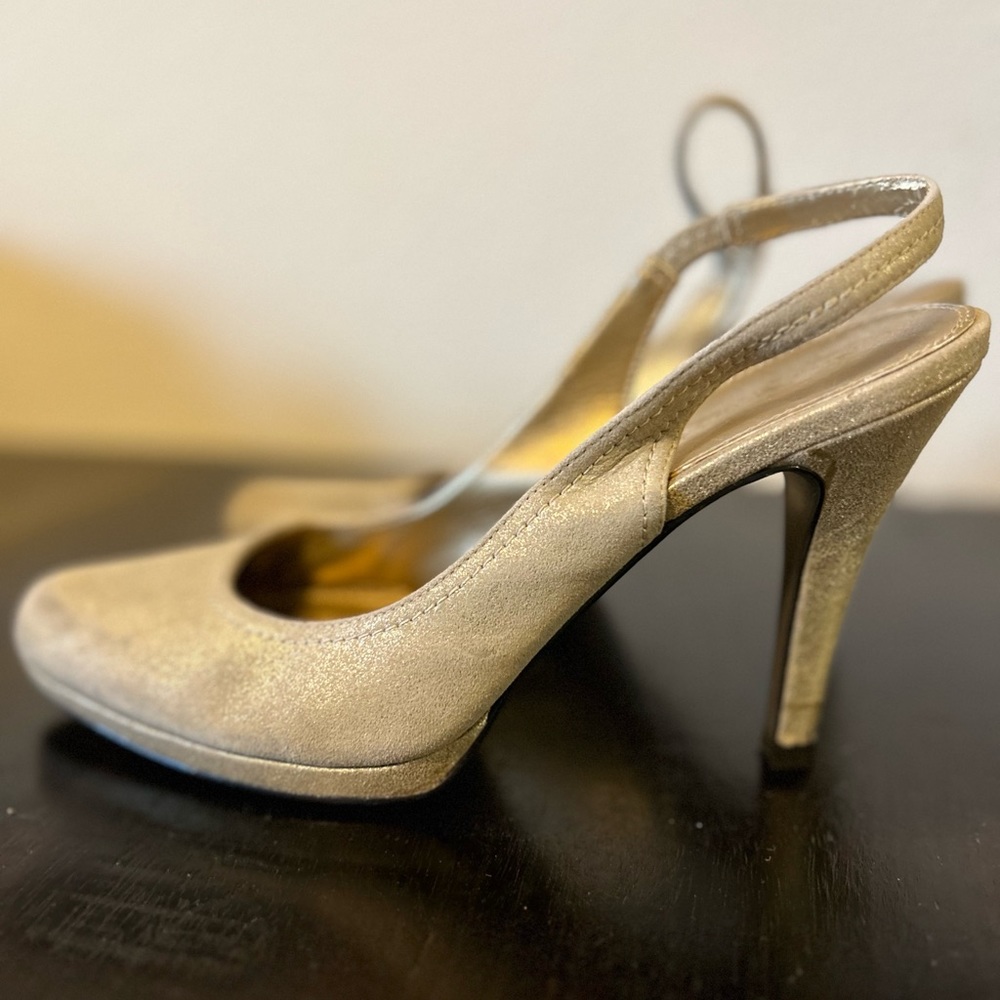 Tamari gold sandals. Size 7.5